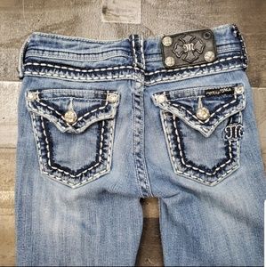 ISO this style in a womens size 29 or 30